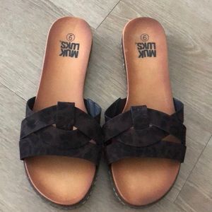 Muk Luks sandals